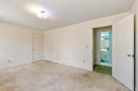 40 Pelham Drive Fitchburg MA 01420