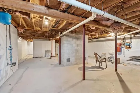 40 Pelham Drive Fitchburg MA 01420