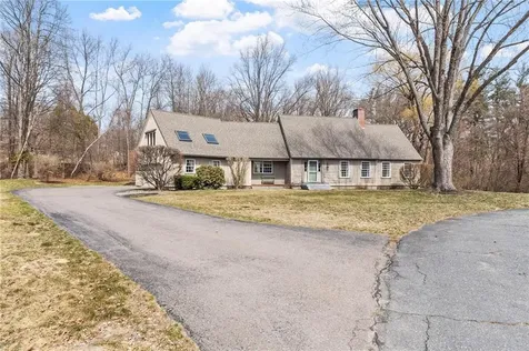 40 Pelham Drive Fitchburg MA 01420