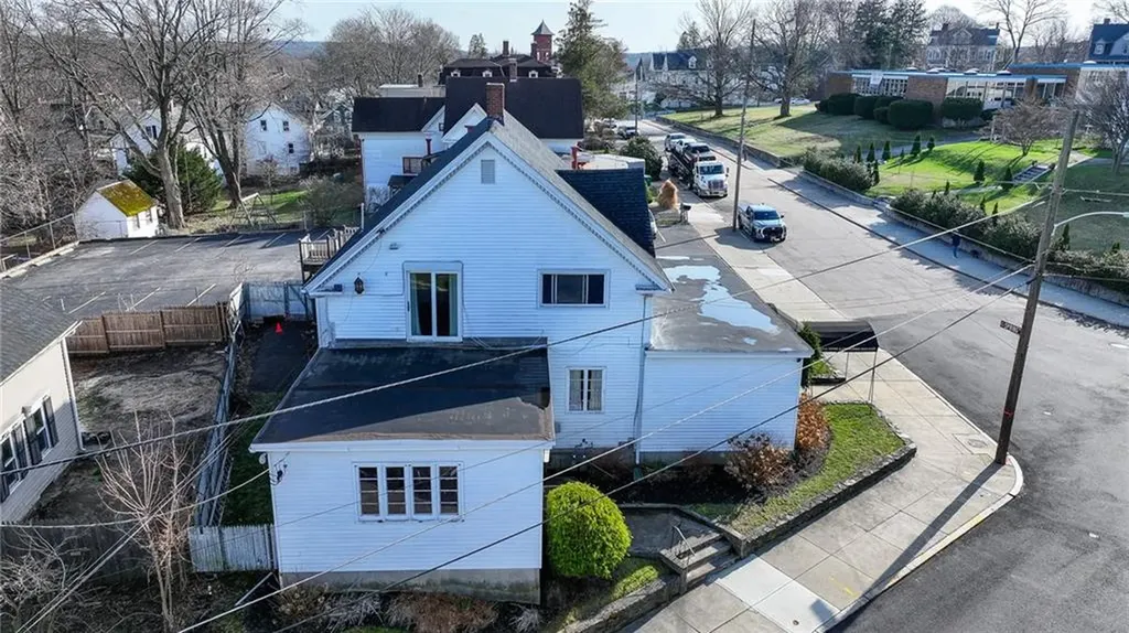 185 Spring Street Woonsocket RI 02895