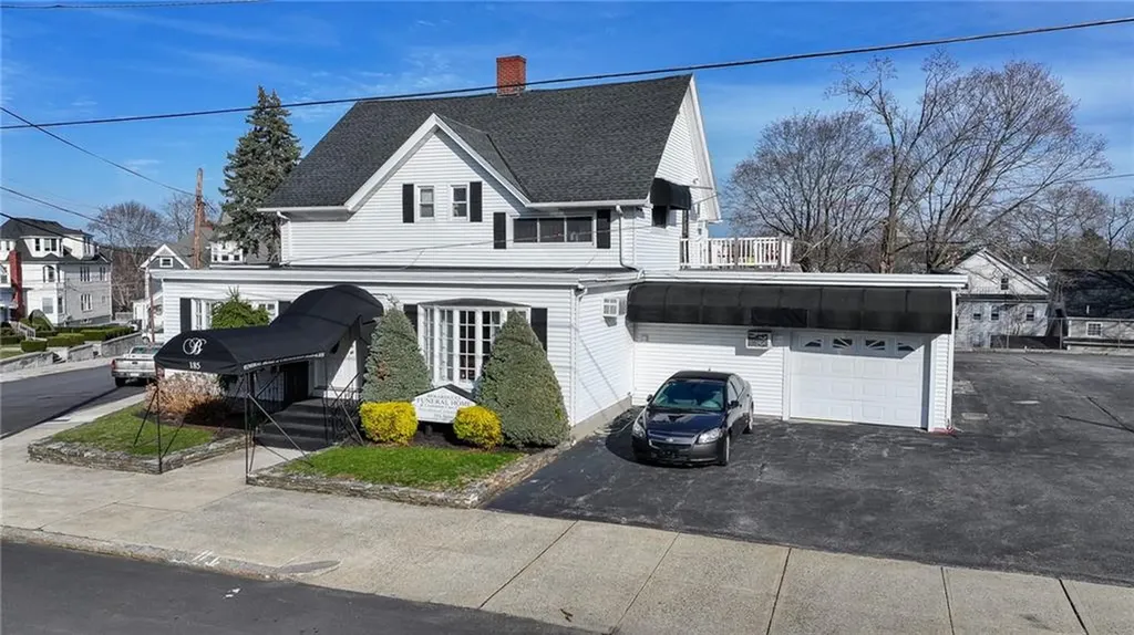 185 Spring Street Woonsocket RI 02895