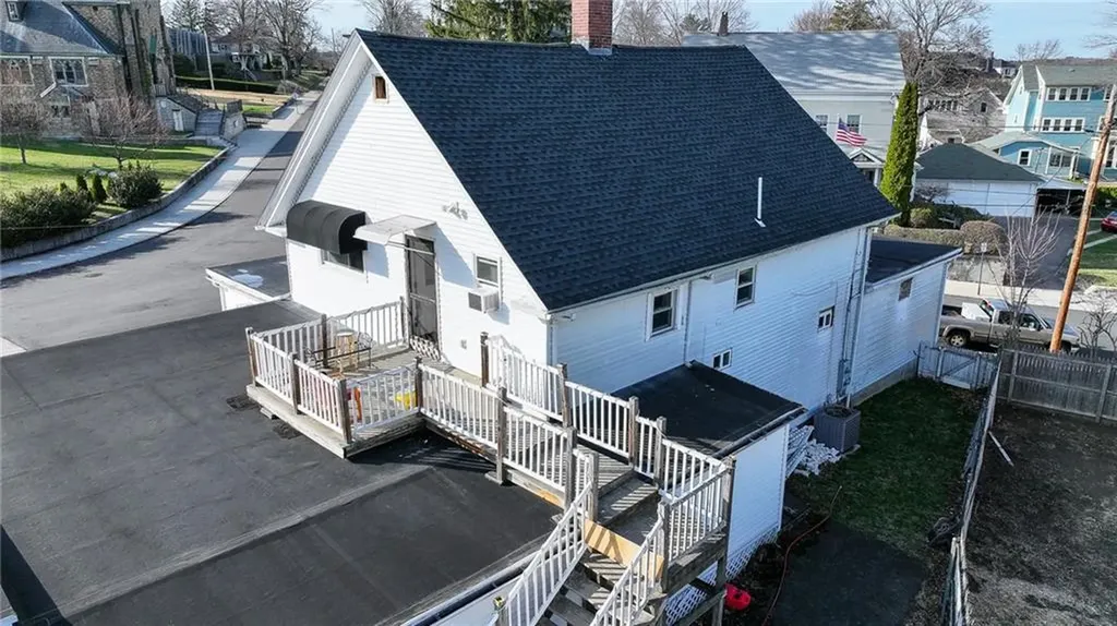 185 Spring Street Woonsocket RI 02895