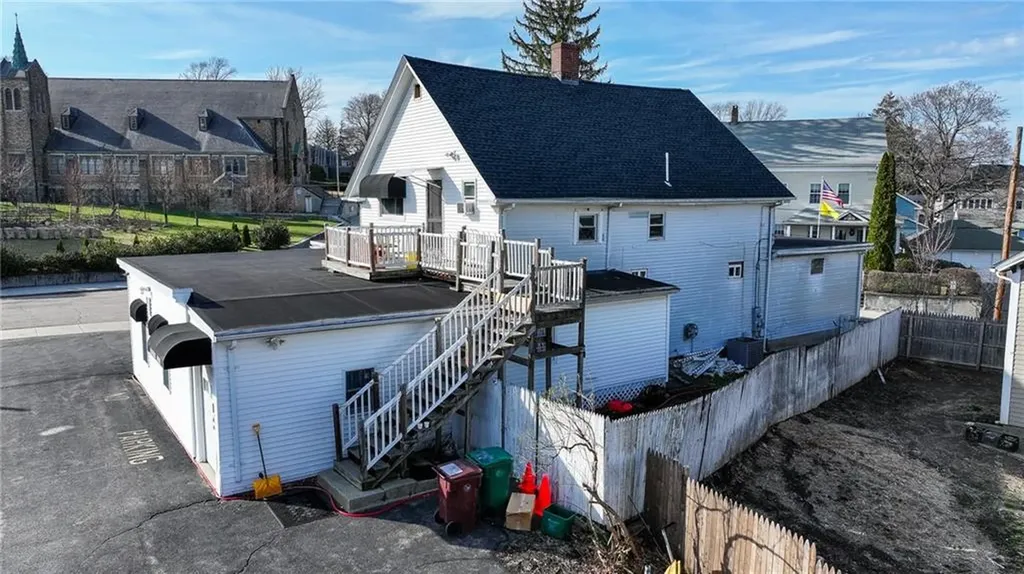 185 Spring Street Woonsocket RI 02895
