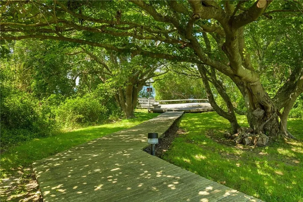 76 Battery Lane Jamestown RI 02835