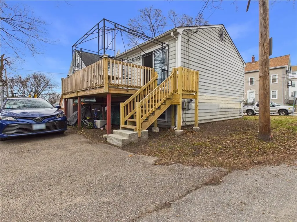 11 Meadow Street Pawtucket RI 02860