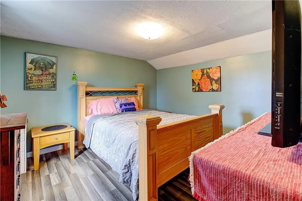 33 Maple Leaf Road Burrillville RI 02826