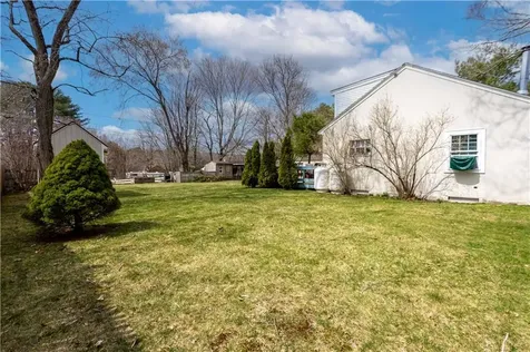 33 Maple Leaf Road Burrillville RI 02826