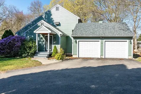 34 Gentian Drive South Kingstown RI 02879