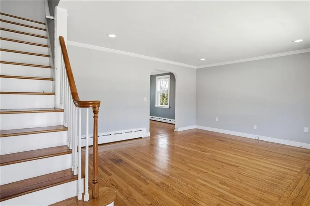 17 Goulart Avenue Bristol RI 02809