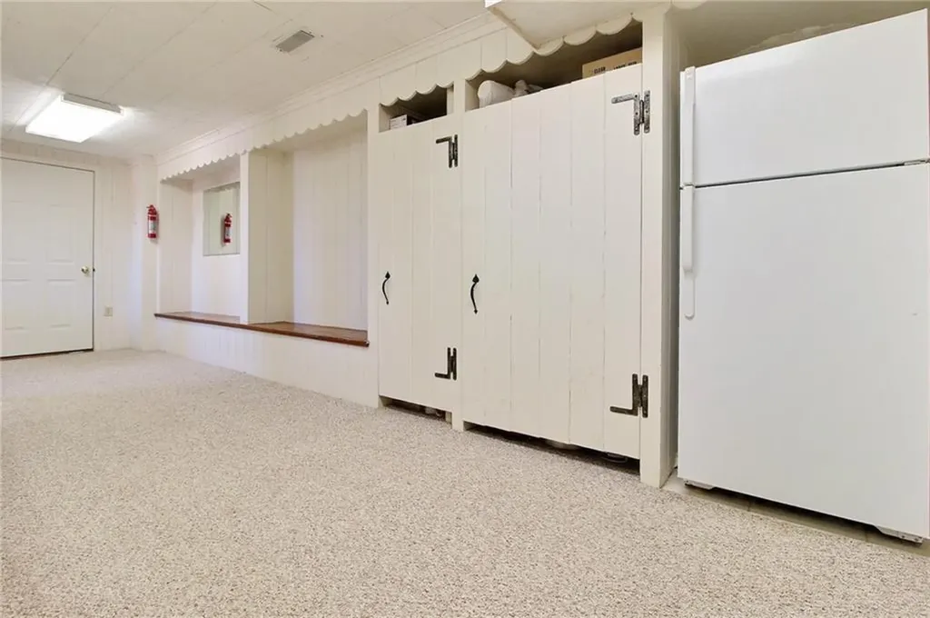 635 Atlantic Avenue Westerly RI 02891