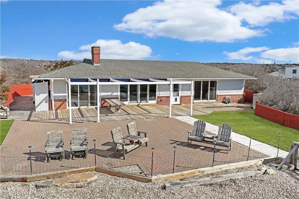 635 Atlantic Avenue Westerly RI 02891