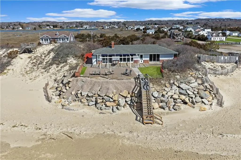 635 Atlantic Avenue Westerly RI 02891