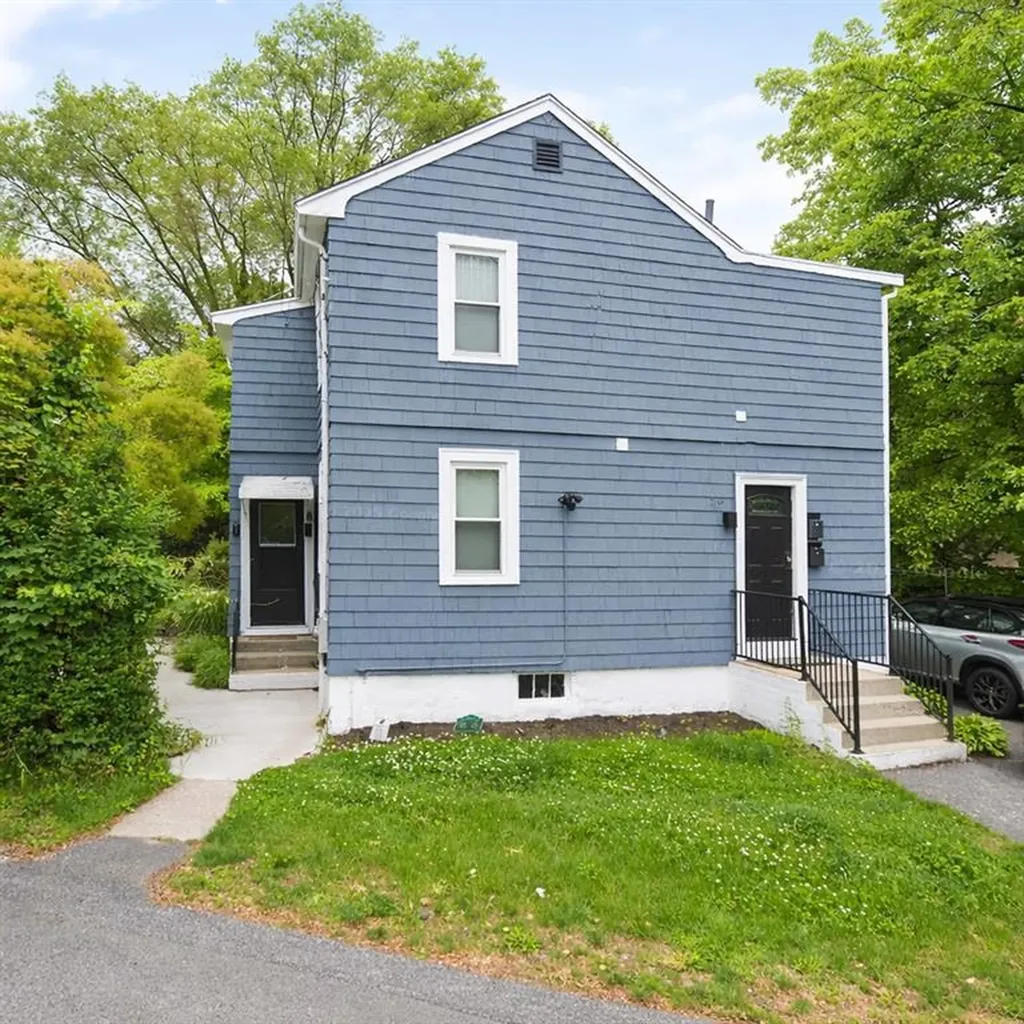 106 Andover Street North Providence RI 02904