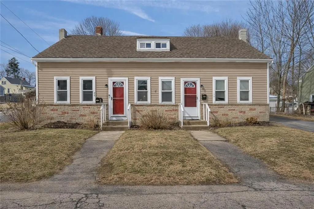 22 24 Harris Street Coventry RI 02816