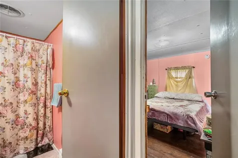 719 Forest Park Middletown RI 02842