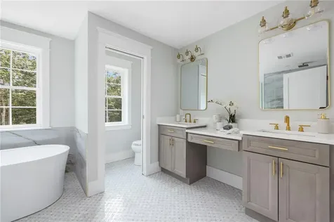 35 Beech Crest Road East Greenwich RI 02818