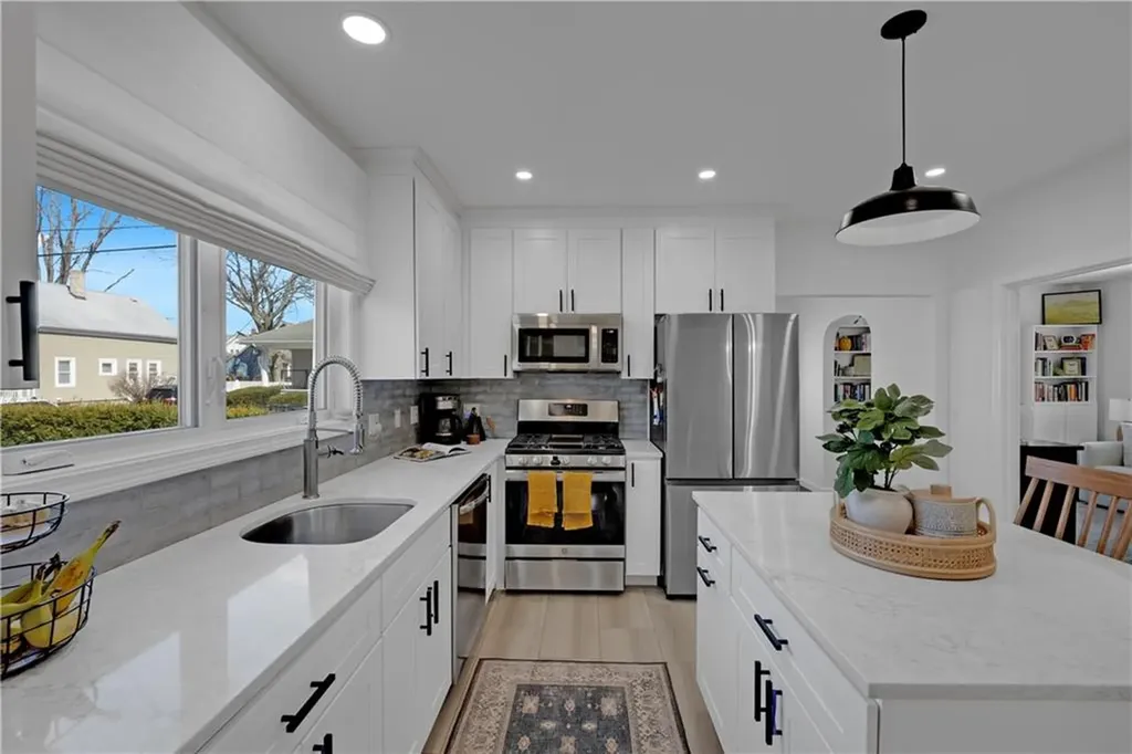 42 Victoria Avenue Cranston RI 02920
