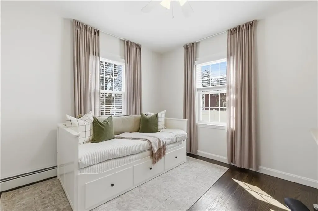 42 Victoria Avenue Cranston RI 02920