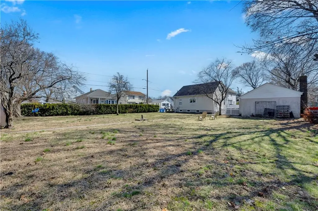 42 Victoria Avenue Cranston RI 02920