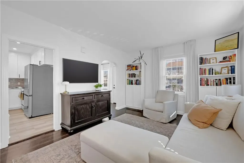 42 Victoria Avenue Cranston RI 02920
