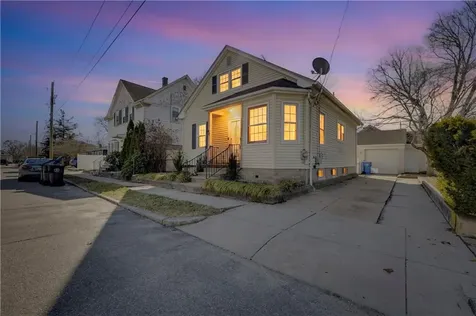42 Victoria Avenue Cranston RI 02920