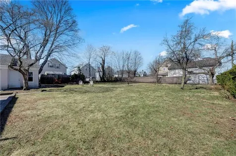 42 Victoria Avenue Cranston RI 02920
