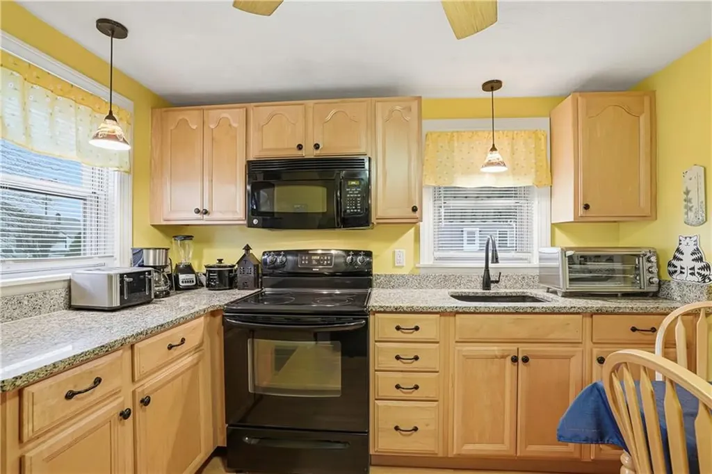 26 Pembroke Avenue Pawtucket RI 02860