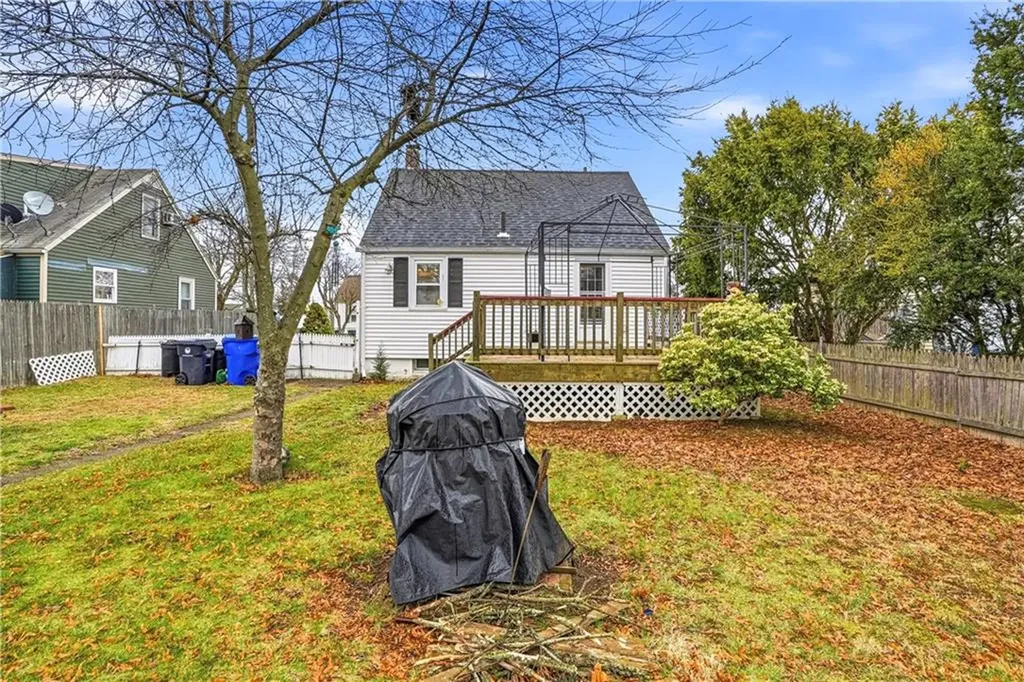 26 Pembroke Avenue Pawtucket RI 02860