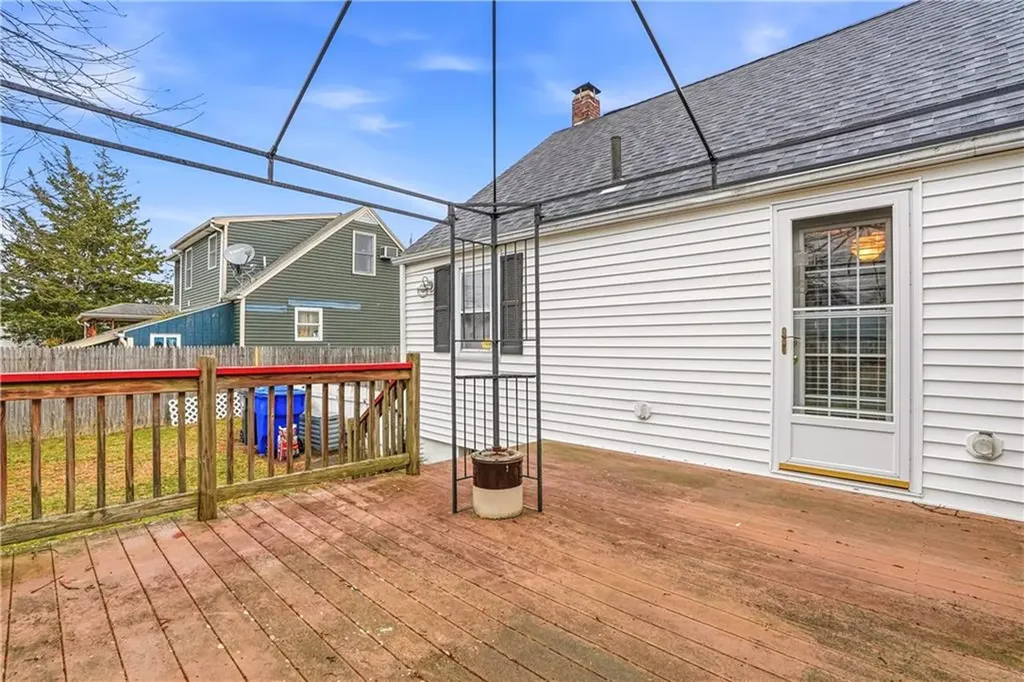 26 Pembroke Avenue Pawtucket RI 02860