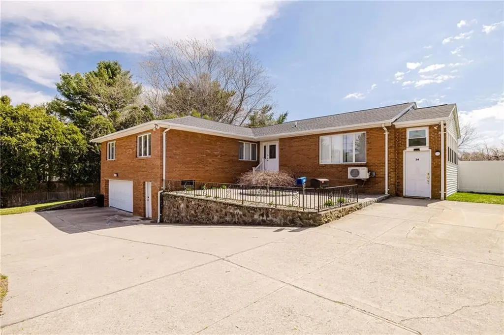 34 Cherry Hill Road Johnston RI 02919