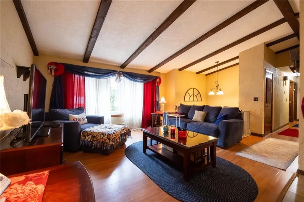9 Finne Road Johnston RI 02919