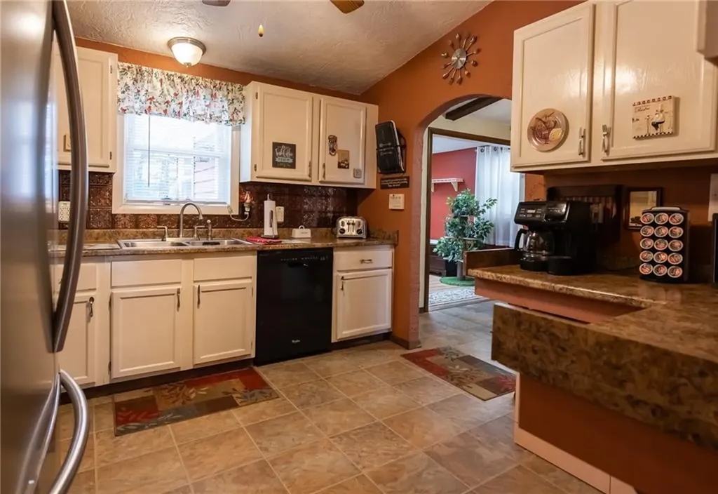 9 Finne Road Johnston RI 02919