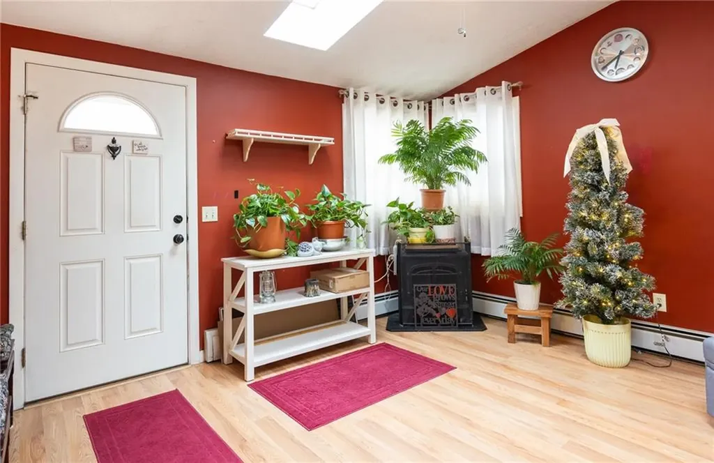 9 Finne Road Johnston RI 02919