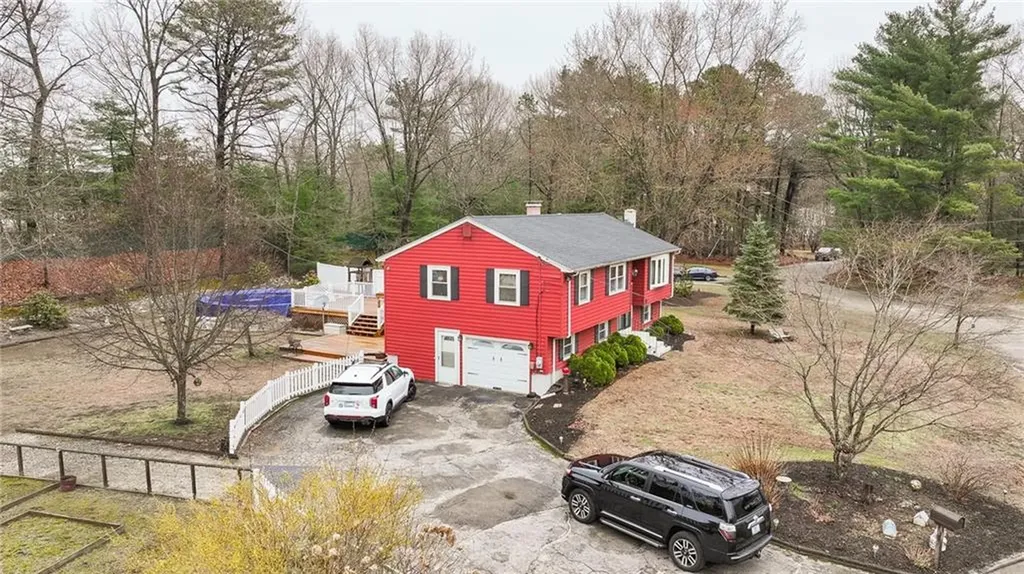 9 Finne Road Johnston RI 02919