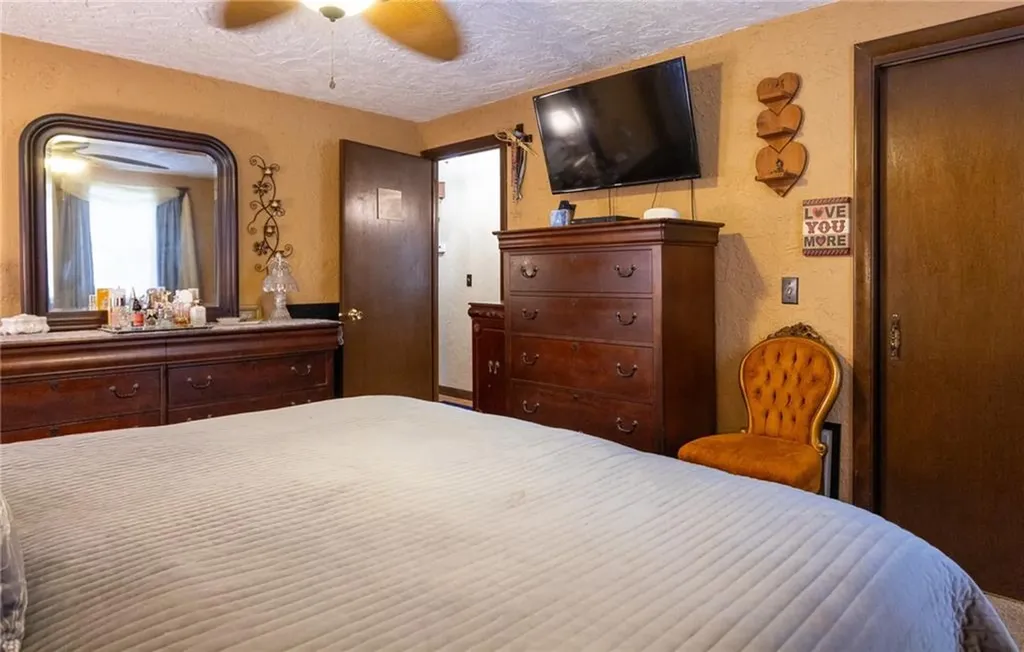 9 Finne Road Johnston RI 02919