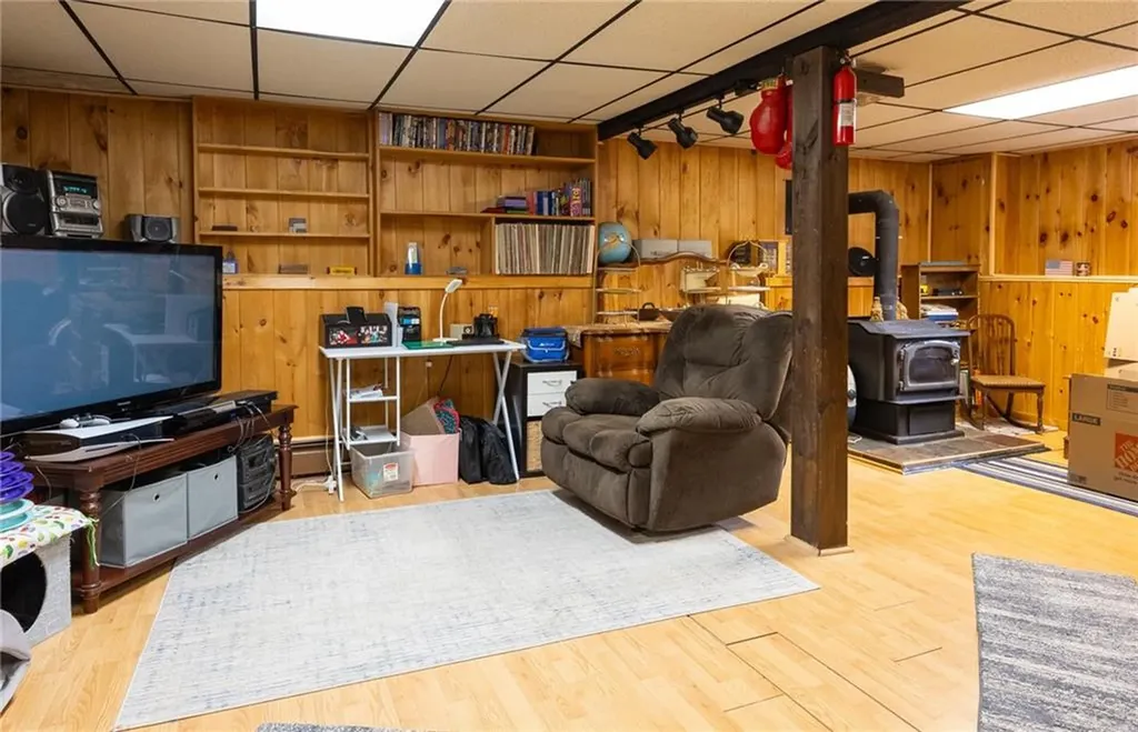 9 Finne Road Johnston RI 02919