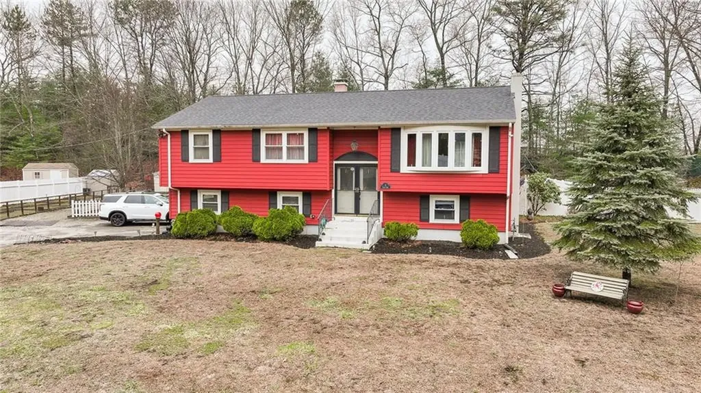 9 Finne Road Johnston RI 02919