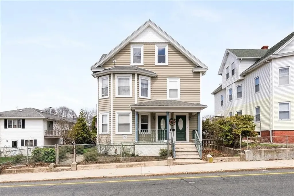 52 54 John Street Cumberland RI 02864