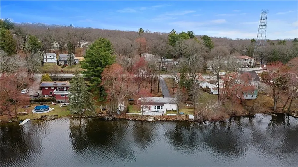2444 1/2 Hartford Avenue Johnston RI 02919