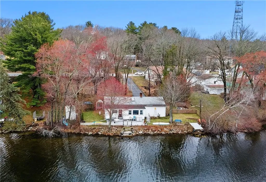 2444 1/2 Hartford Avenue Johnston RI 02919