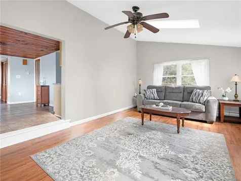 26 Anthony Street Warwick RI 02886