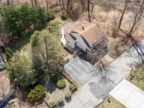 26 Anthony Street Warwick RI 02886