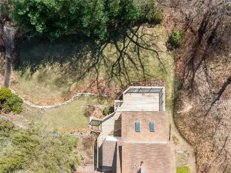 26 Anthony Street Warwick RI 02886