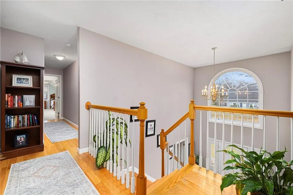 33 Old Meadow Lane Cumberland RI 02864