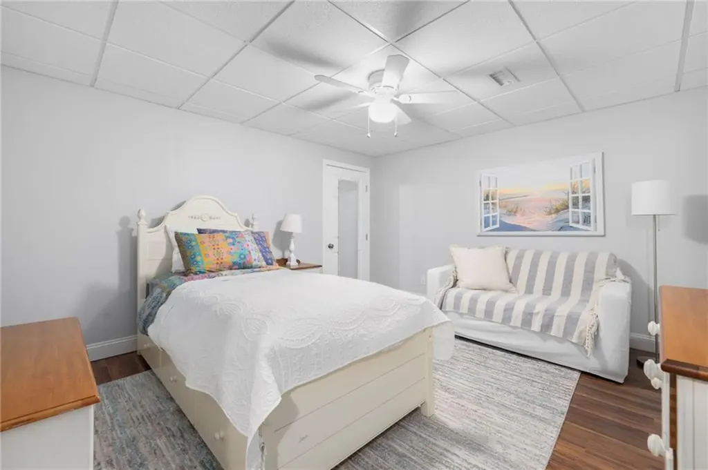33 Old Meadow Lane Cumberland RI 02864