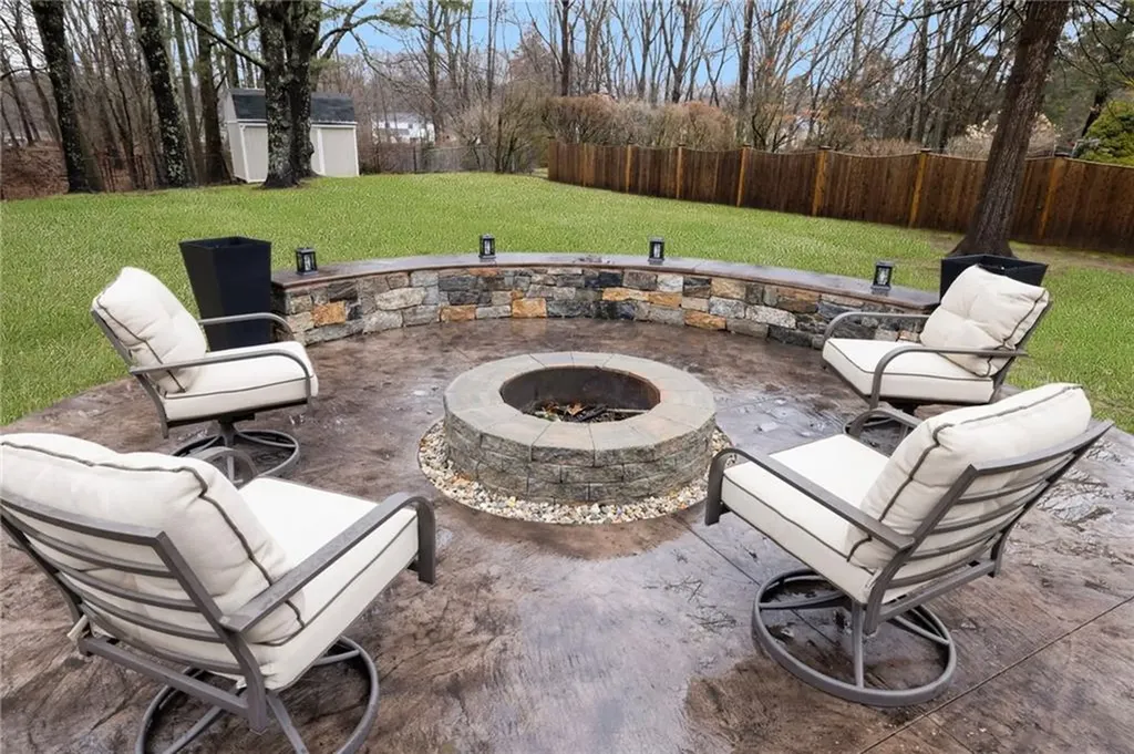 33 Old Meadow Lane Cumberland RI 02864