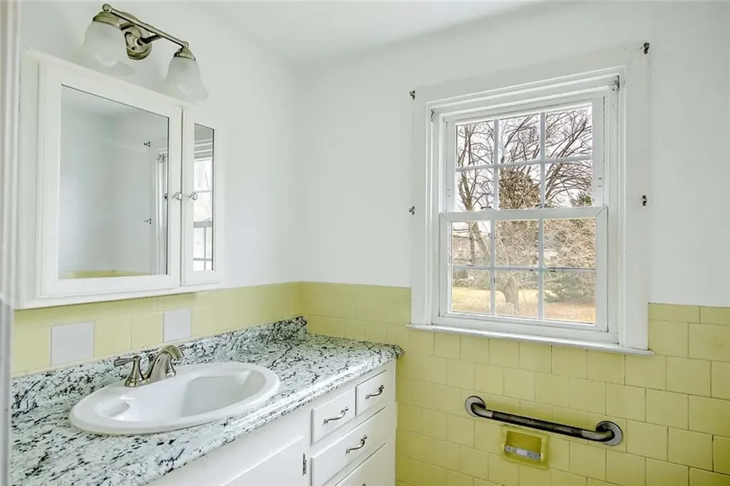 12 Whalen Drive Lincoln RI 02865