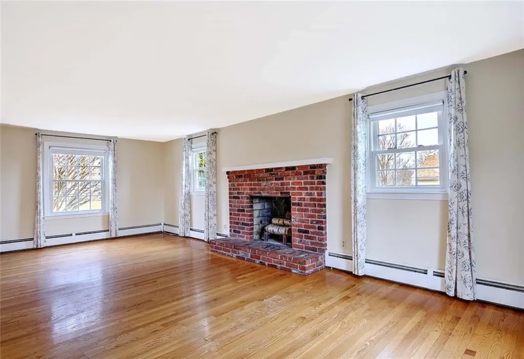 12 Whalen Drive Lincoln RI 02865