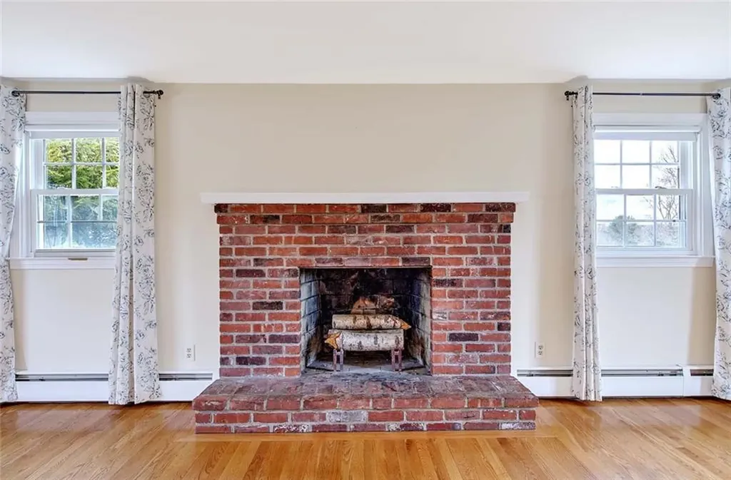 12 Whalen Drive Lincoln RI 02865