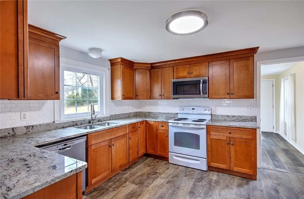 12 Whalen Drive Lincoln RI 02865